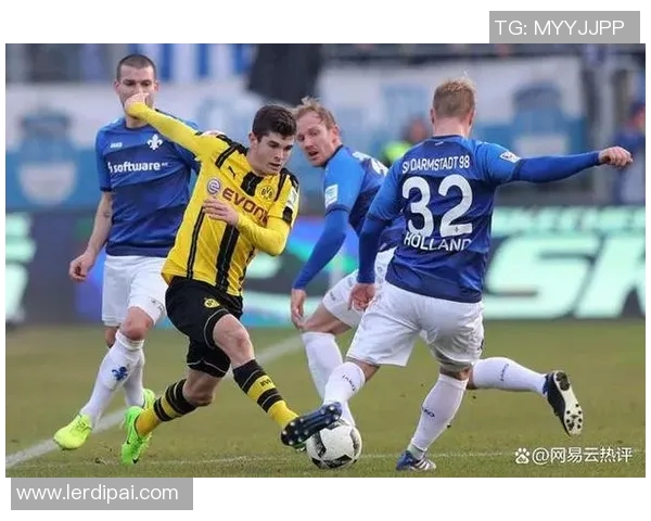 SBV精英与格拉夫夏普的精彩对决谁能在这场比赛中脱颖而出